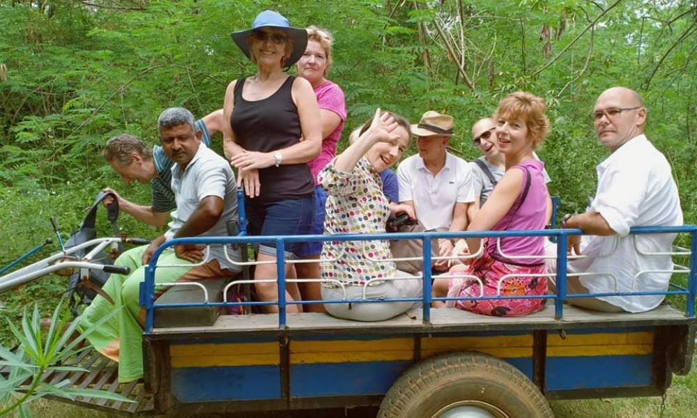 village-tour-habarana-cultural-triangle-sri-lanka-itinerary-ceylon-expeditions-travels-sri-lanka
