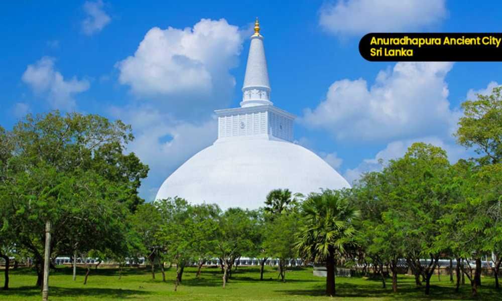 Stupa-in-Anuradhapura-babymoon-holidays-Sri-Lanka-Ceylon-Expeditions