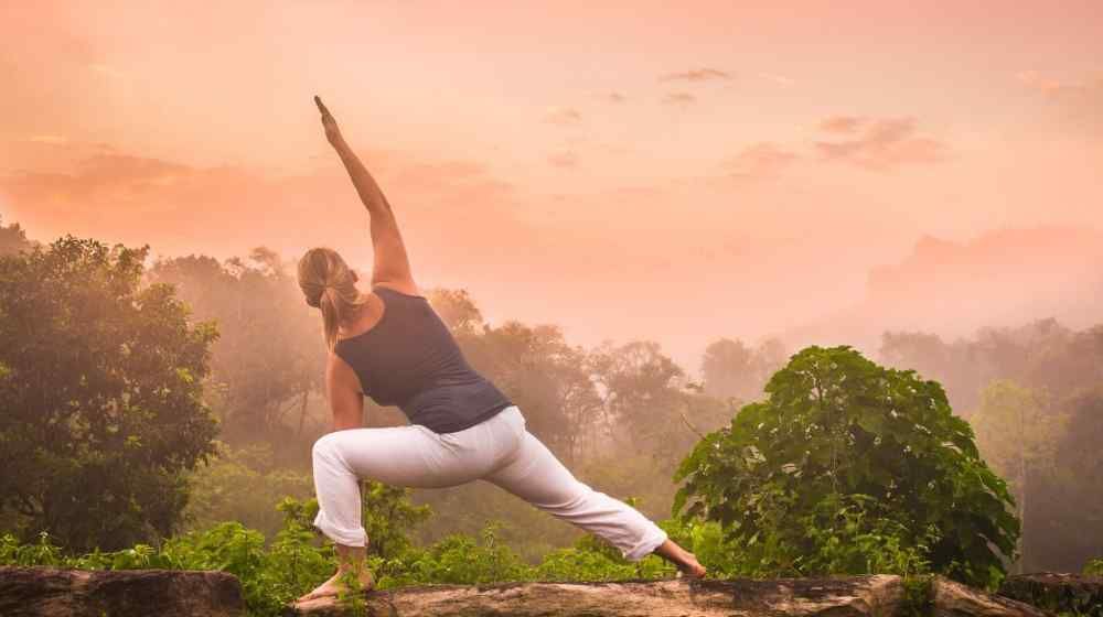 Practicing-Yoga-Wellenss-Holidays-Sri-Lanka-Ceylon-Expeditions