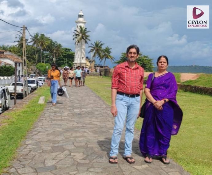 tourists-at-galle-dutch-fort-sri-lanka