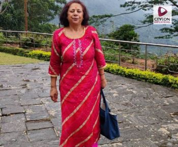 Tourist-in-kandy