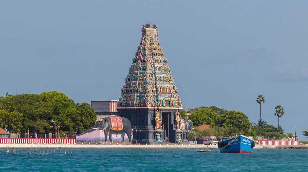 nagapooshani-amman-temple-jaffna-ramayana-tours-in-sri-lanka-ceylon-expeditions-travel-agent-sri-lanka