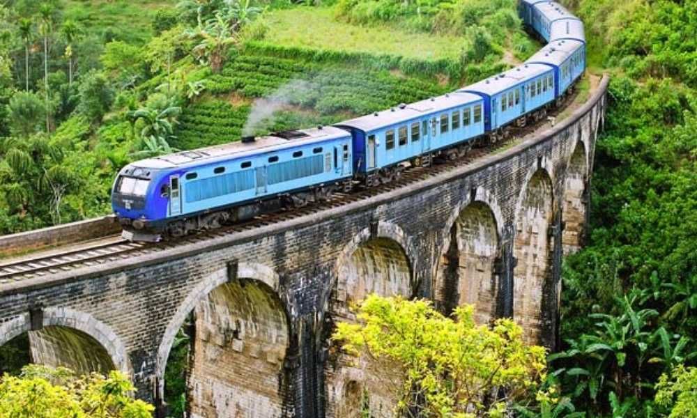 Nine-Arches-Bridge-Activity-Holidays-Sri-Lanka-Ceylon-Expeditions